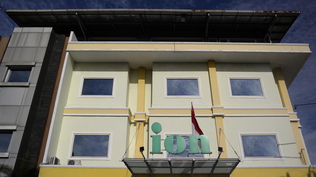 Ion Hotel Padang  Exteriör bild